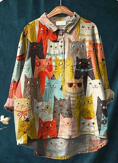 Paula | Casual Women's Blouse with Artistic Cat Print