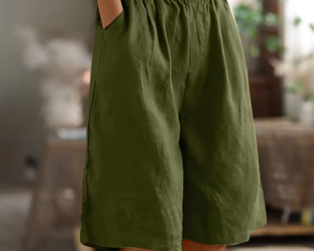 Relaxed Linen Shorts with Elastic Waist and Side Pockets