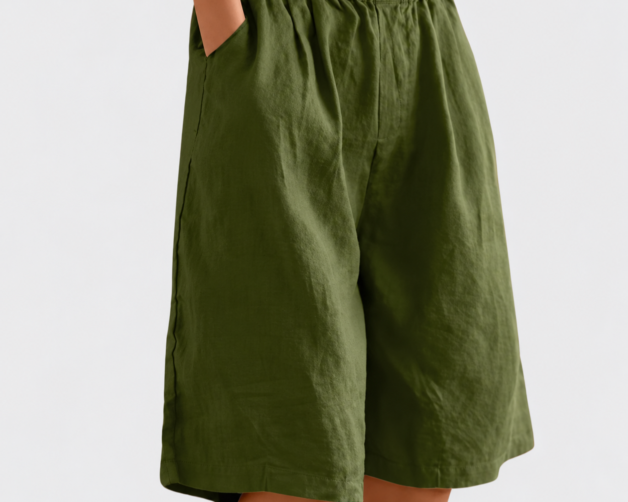 Carina | Loose Casual Shorts — grey studio background
